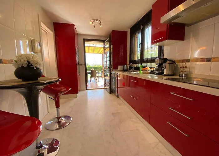 Splendid Star Tenerife Jacuzzi Pool *