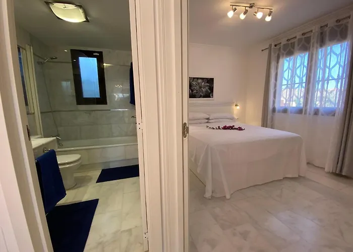 Splendid Star Tenerife Jacuzzi Pool Villa *