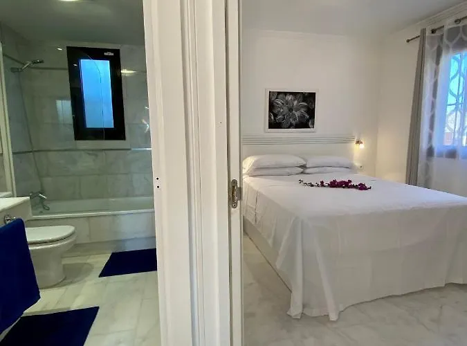 Splendid Star Tenerife Jacuzzi Pool